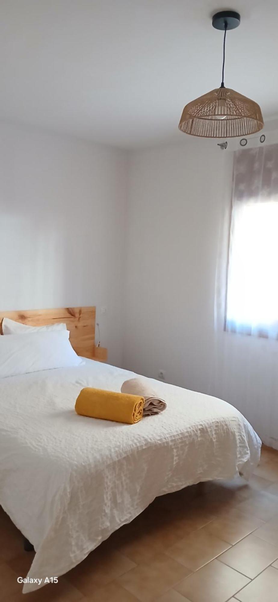 LA CARA NORD , ALOJAMIENTO TURISTICO ,SALDES, A LOS PIES DEL PEDRAFORCA, apartamento Saldés Exterior foto
